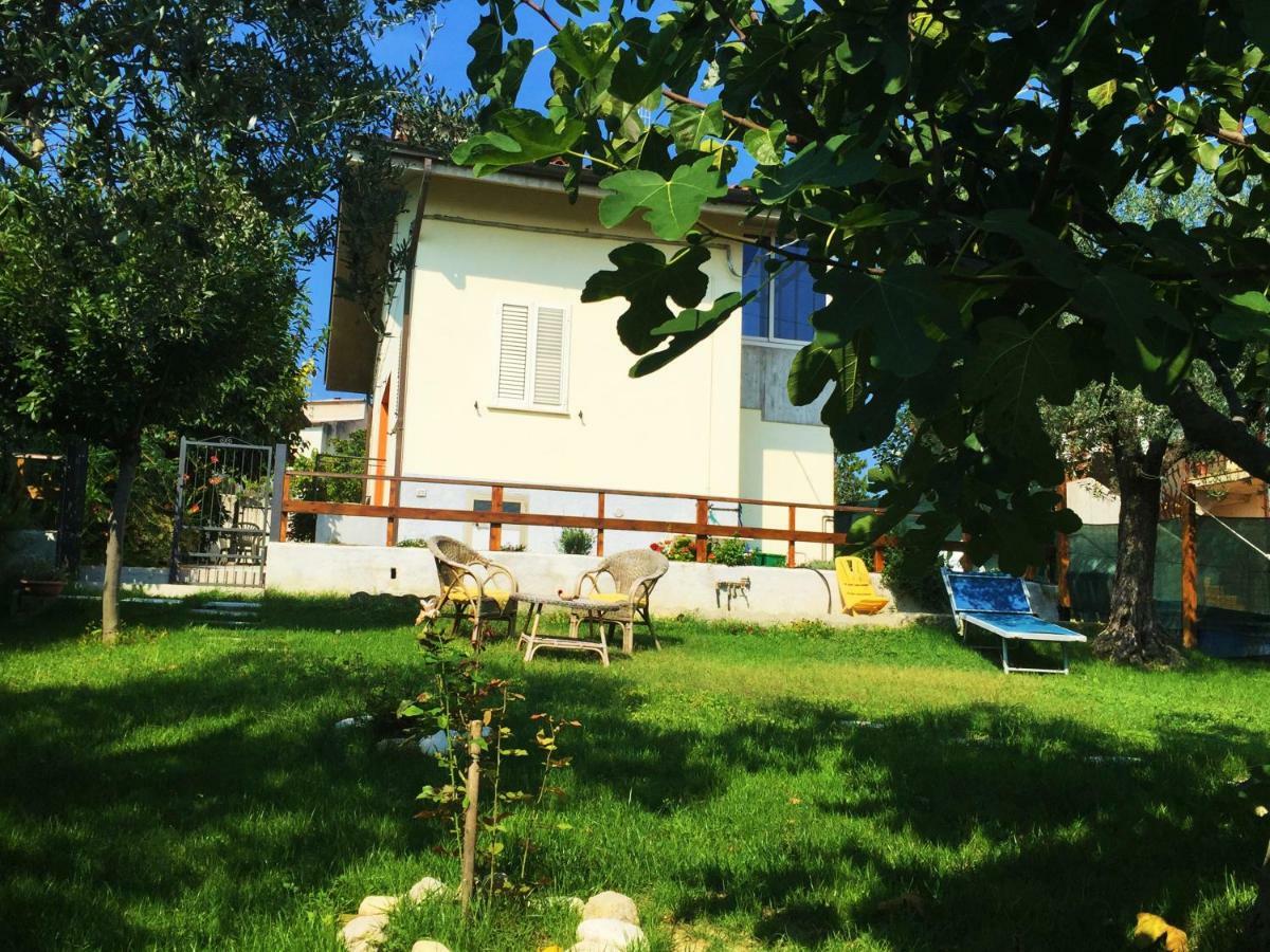 Il Gruccione Bed and Breakfast Sant'Omero Buitenkant foto